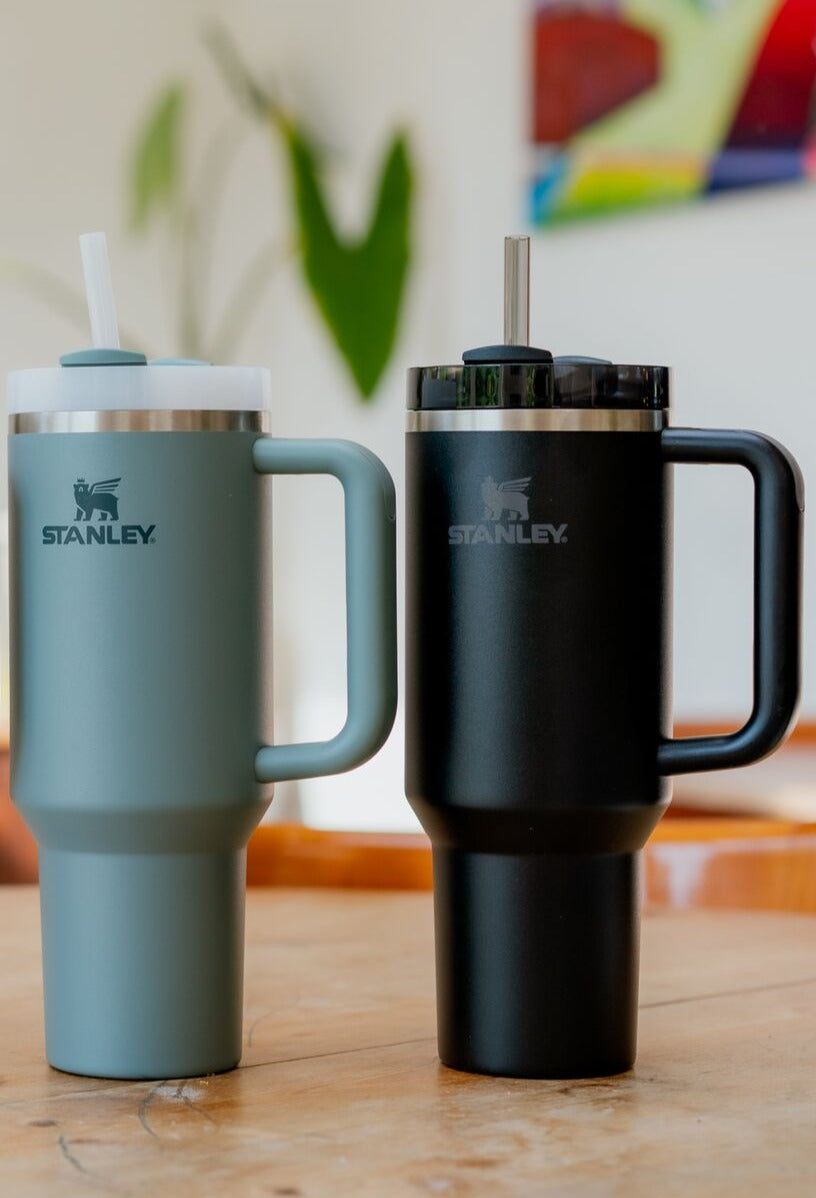 The Quencher H2.O FlowState™ termoflaske, Black Tonal - 1,18 L.